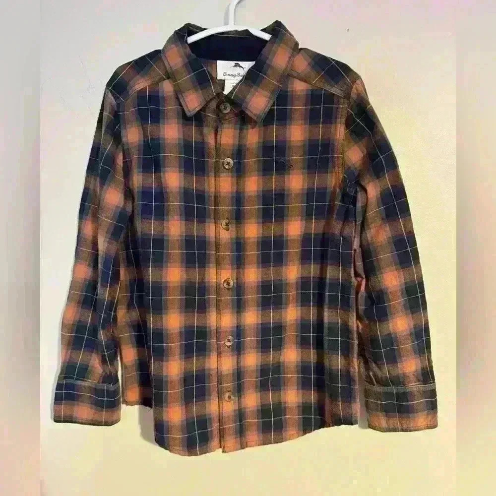 Tommy Bahama -Boys 5/6 longsleeve button up dress shirt EUC